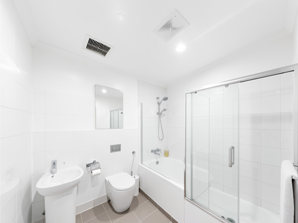 Professional bathroom painting in Hoppers Crossing with clean white walls and ceiling finish